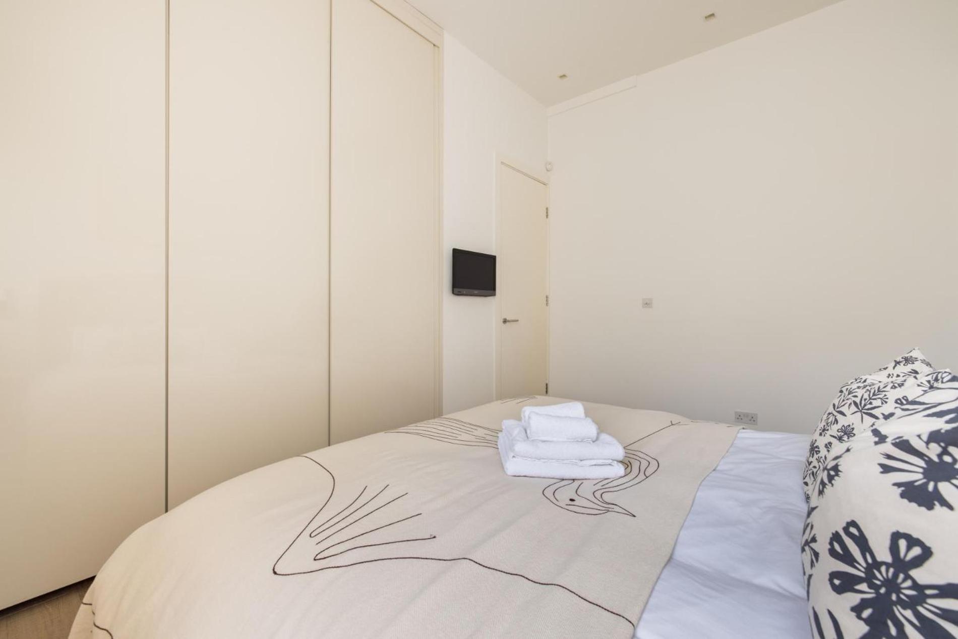 Calm Diva 2 Bedroom In Notting Hill Apartment