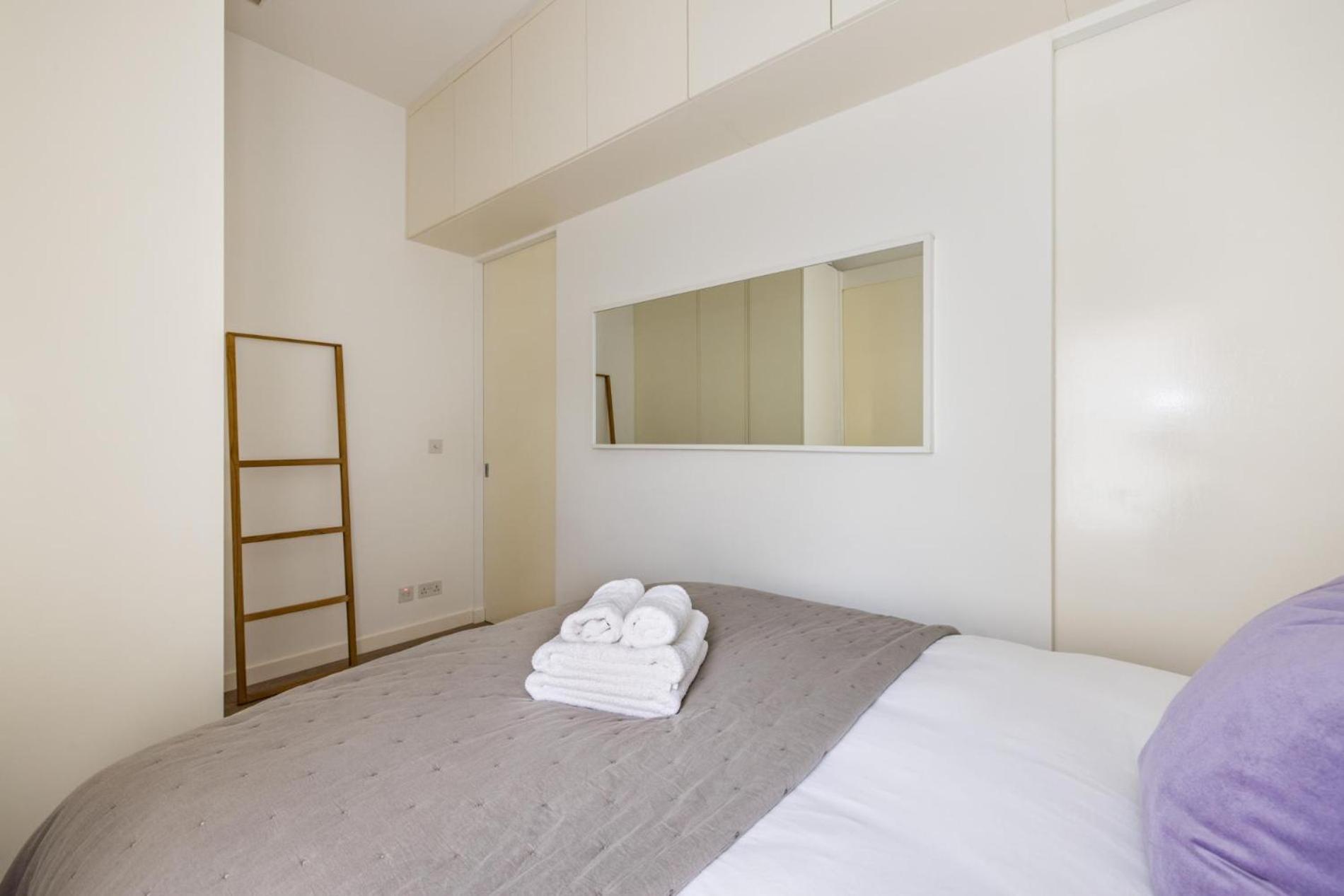 Calm Diva 2 Bedroom In Notting Hill Apartment *